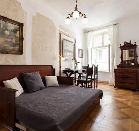 Old Town Apartment Prag Eksteriør billede